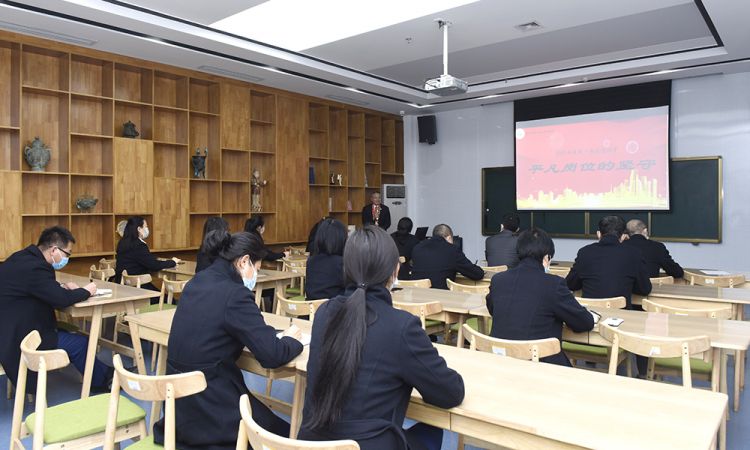 聊城中国运河文化博物馆举办 “平凡岗位的坚守！”念以新事迹报告会